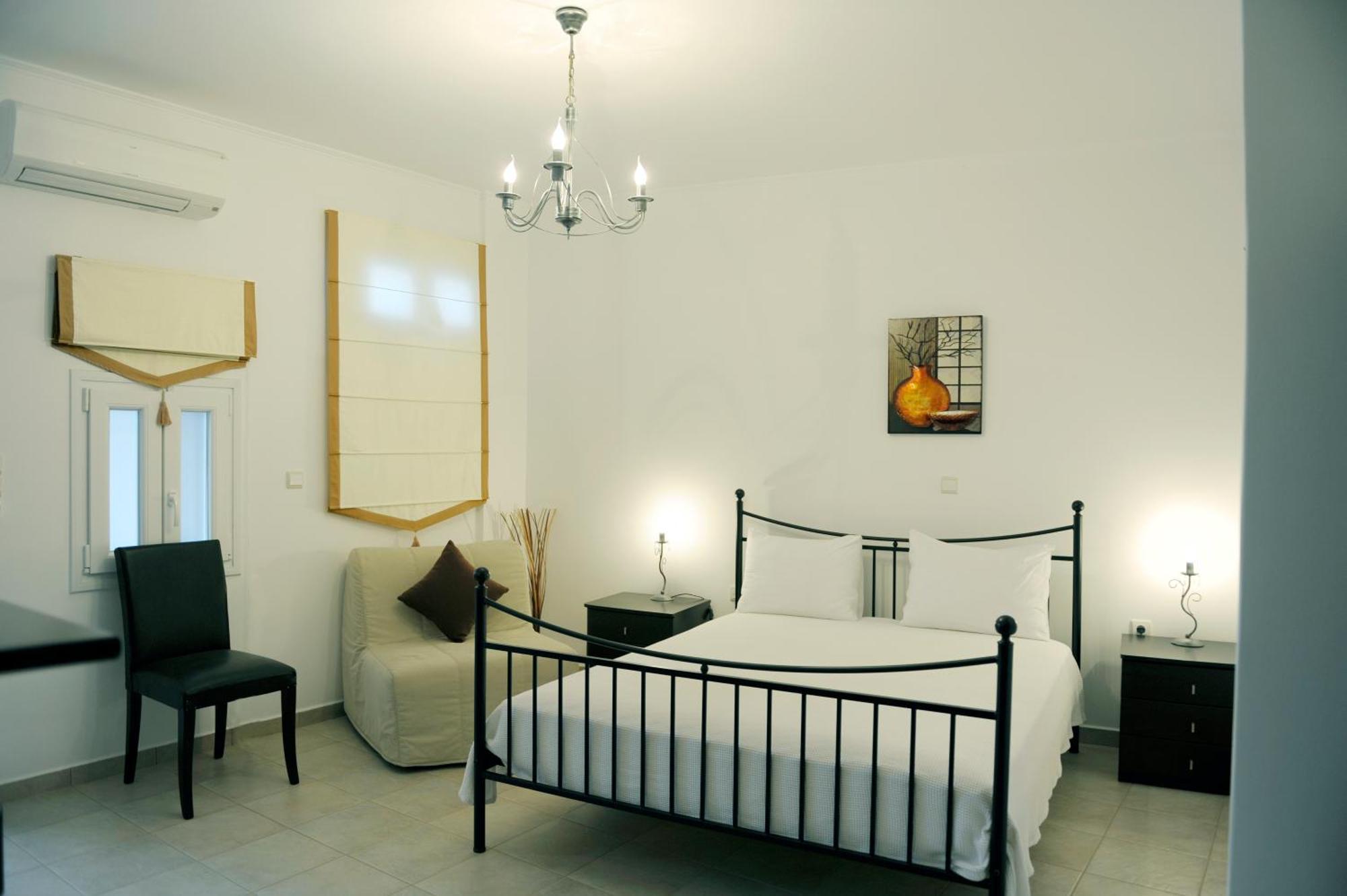 Aerolithos Hotel Adamantas  ภายนอก รูปภาพ